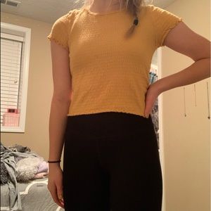american eagle yellow cropped ribbed t-shirt